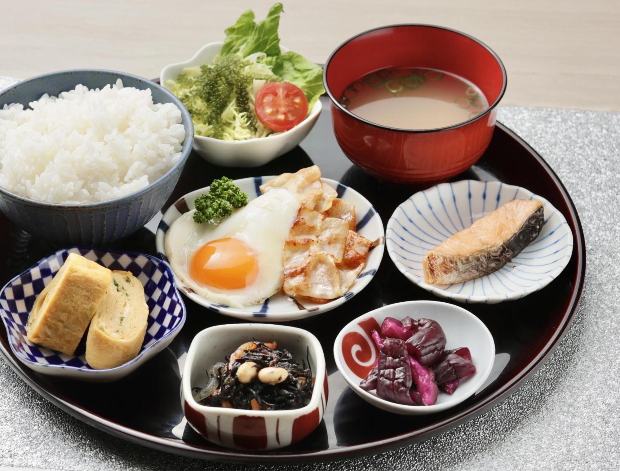 宮古クリスタルホテル Miyakojima  المظهر الخارجي الصورة
